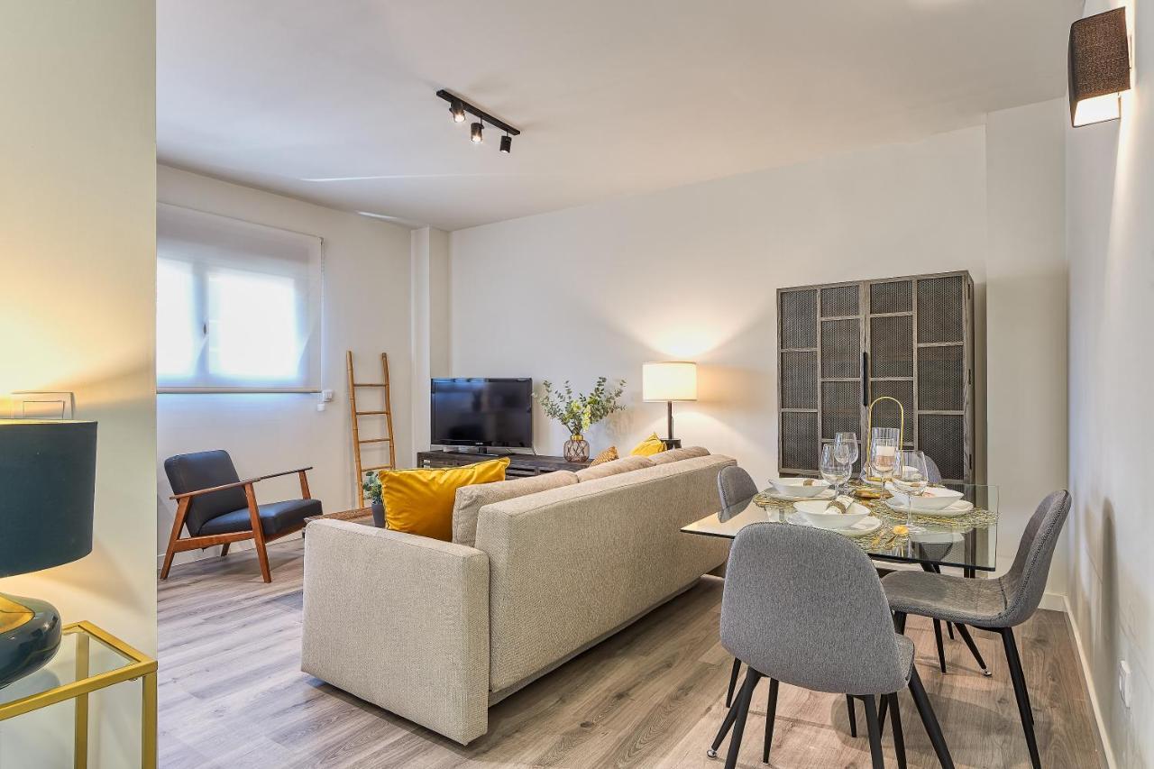Ab Vialia Estacion Suitemalaga - Parking Zewnętrze zdjęcie